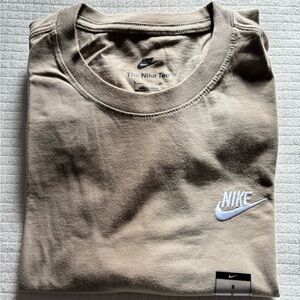 Men’s Nike Sportswear Club T-Shirt